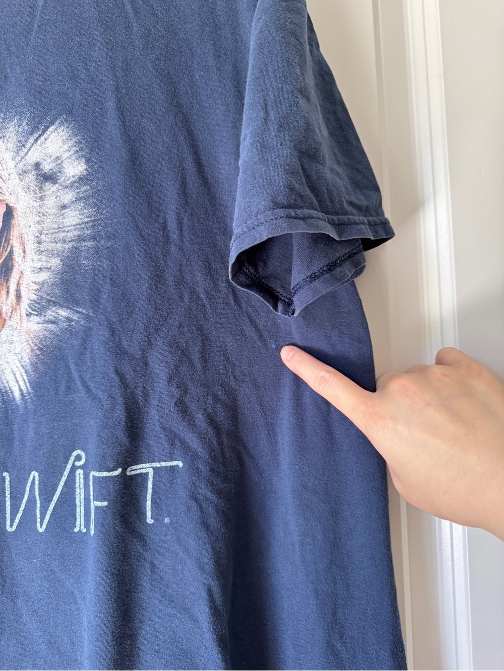 Taylor Swift 1989 World Tour Official Concert Tee Navy Blue Size L - Picture 9 of 9
